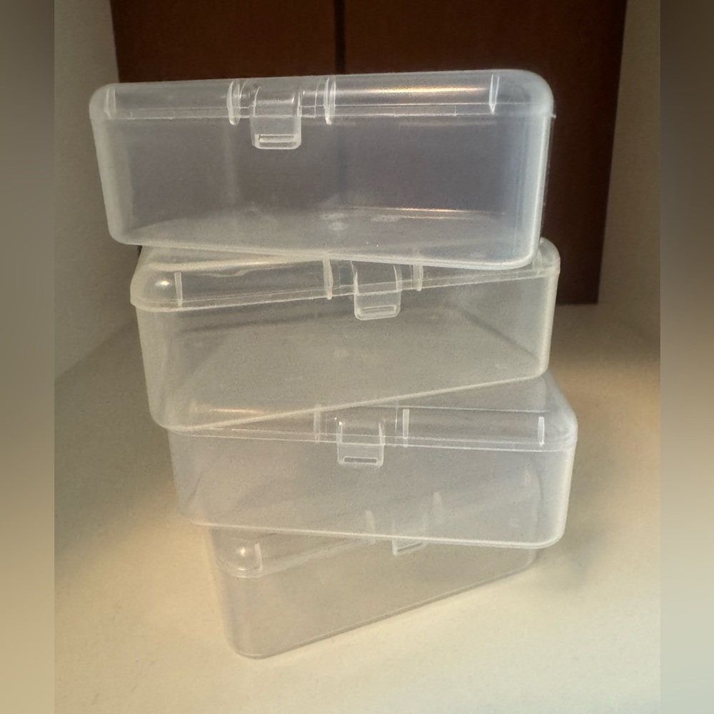 COPY - ⭐️ 4/$35 Plastic storage boxes